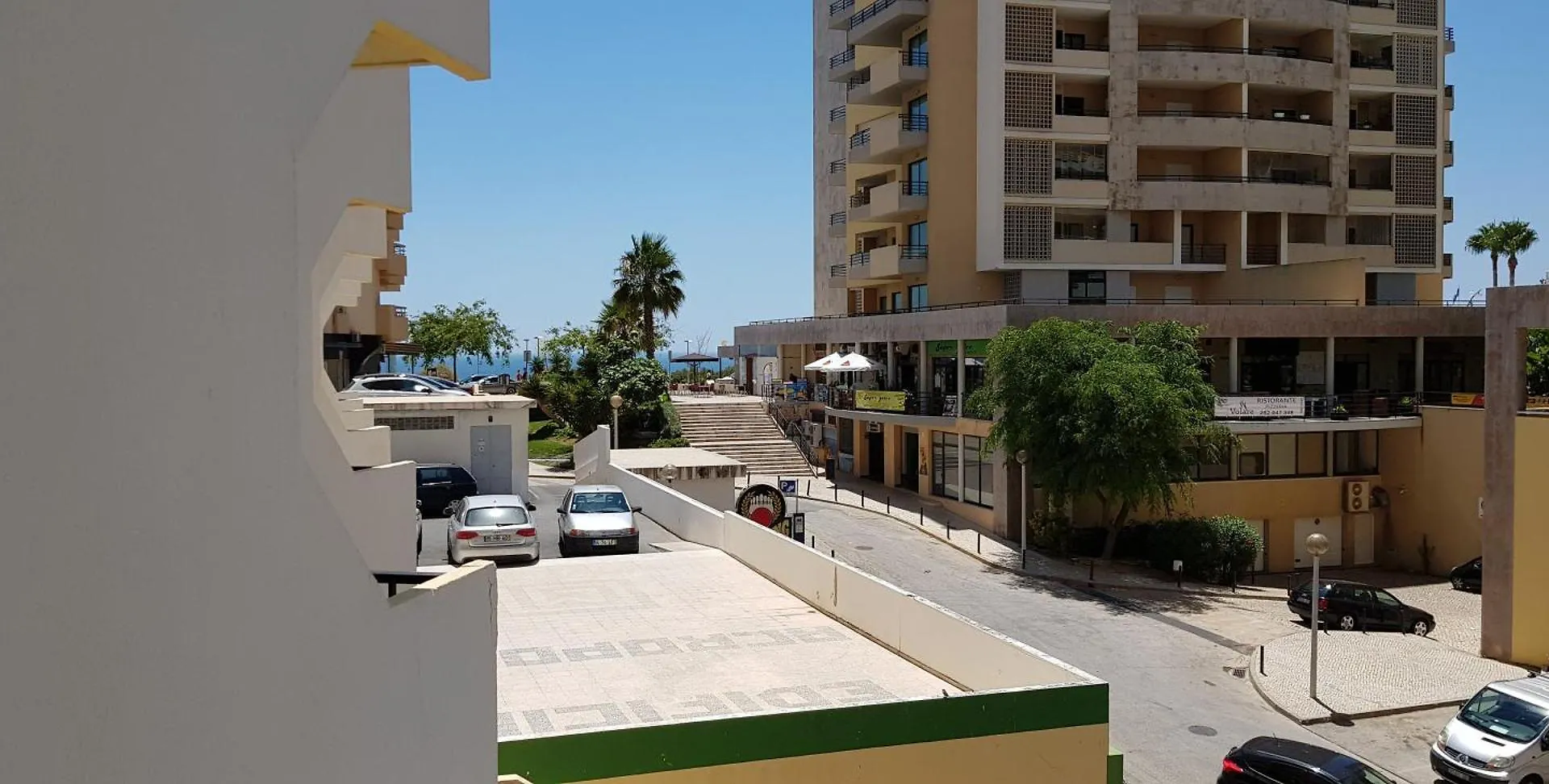 Rocha Beachside Apartment Portimão 0*,  Portugal